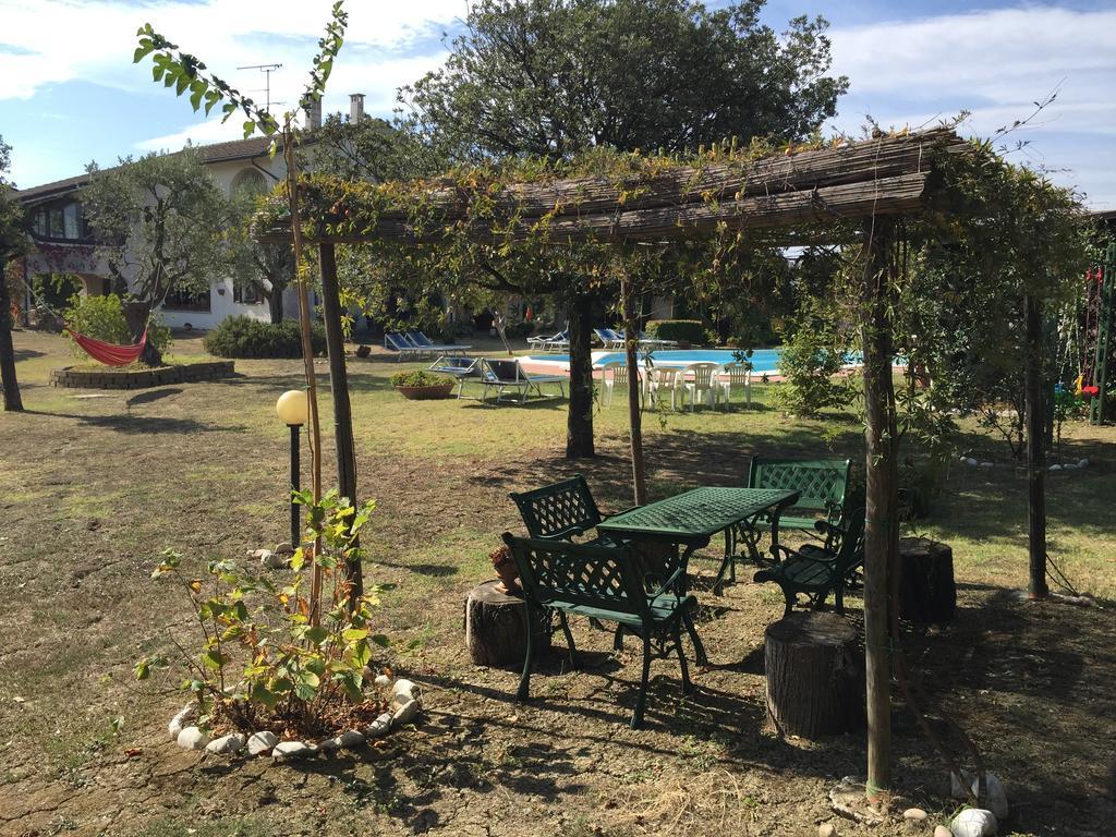 Villa Dolcevita San Costanzo Exteriör bild