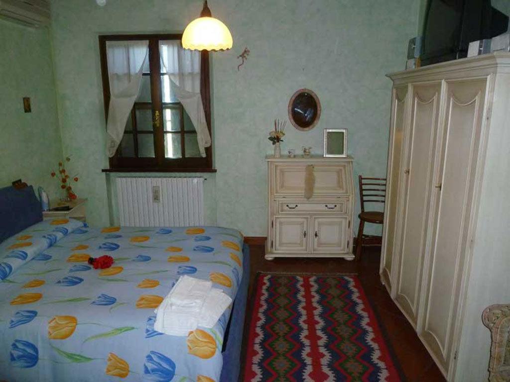 Villa Dolcevita San Costanzo Rum bild